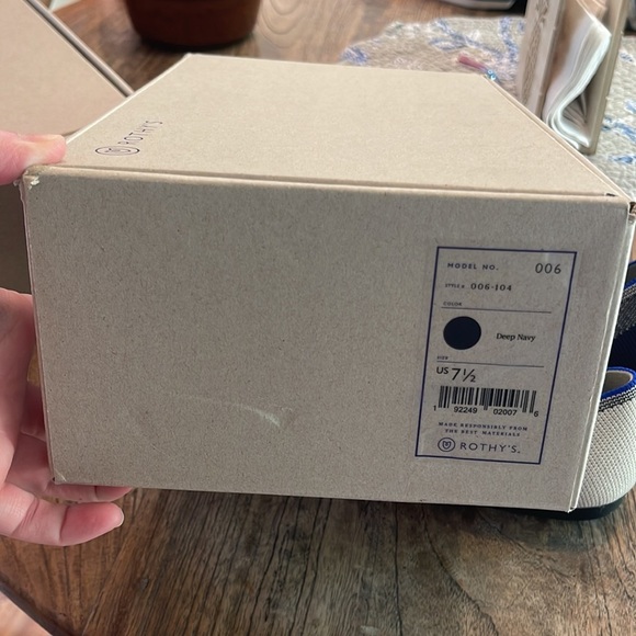 Brand New Rothy’s Round Toe - Picture 4 of 4